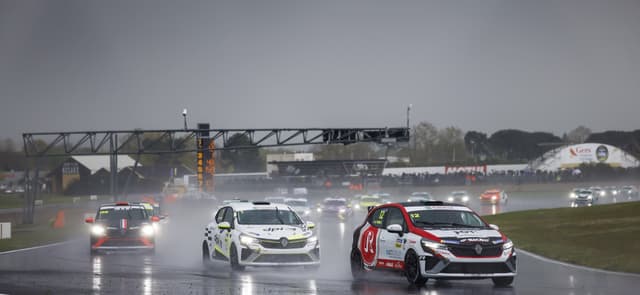 Clio Cup Series Banner